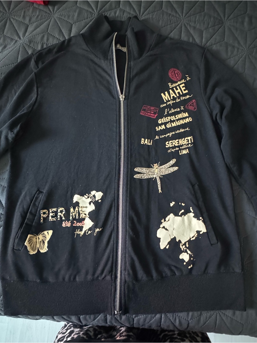 Women’s Black Zip-Up Graphic Jacket